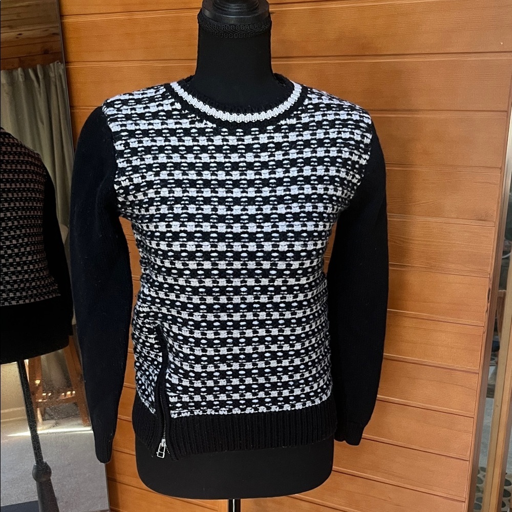 Wilfred Merino Wool Black and White Patterned Sweater
